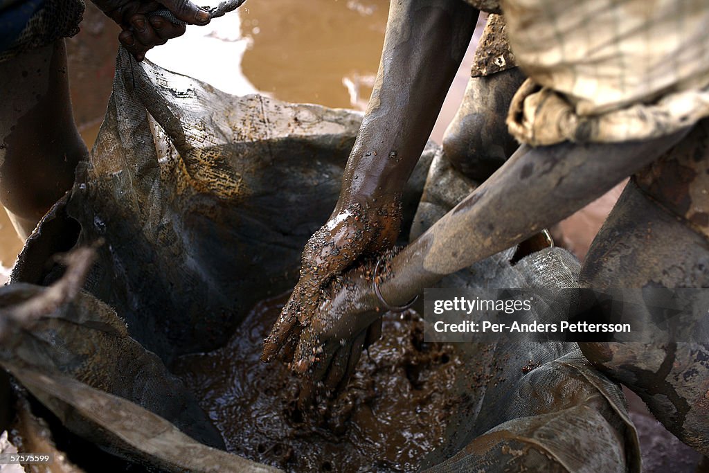 Young Workers At The Congo Mines