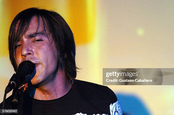 Hector Montaner performs at Macarena on May 11, 2006 in Miami Beach, Florida.