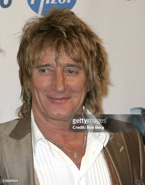 Rod Stewart arrives at the 13th Annual Race to Erase MS "Disco Fever" at the Hyatt Regency Century Plaza on May 12, 2006 in Los Angeles, California.