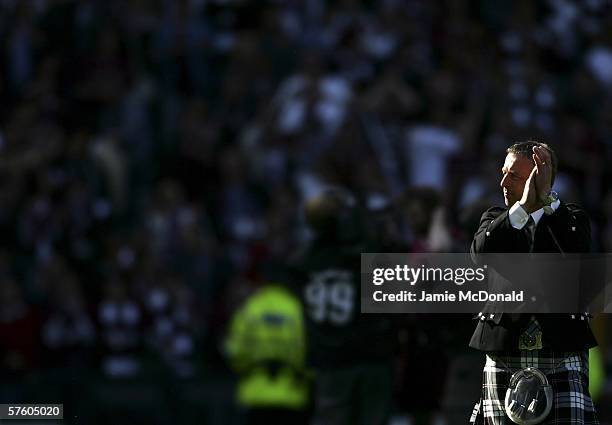 Gretna manager Rowan Alexander applauds the fans during the Tennents Scottish Cup Final between Heart of Midlothian and Gretna at Hampden Park on May...