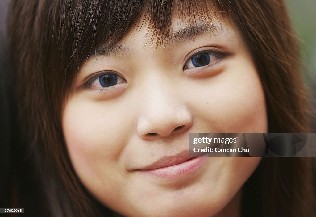 Chinese Girls Attend a Selective Trial of the "Super Girl Voice" TV Show