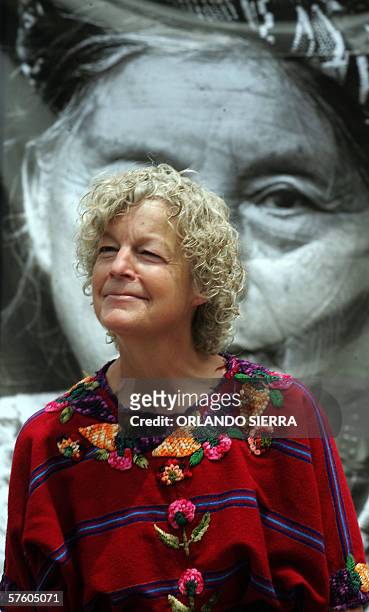 Carlyn Maxin, ciudadana de origen estadounidense, participa en el Primer Congreso de Migrantes en Ciudad de Guatemala, el 13 de mayo de 2006. Durante...