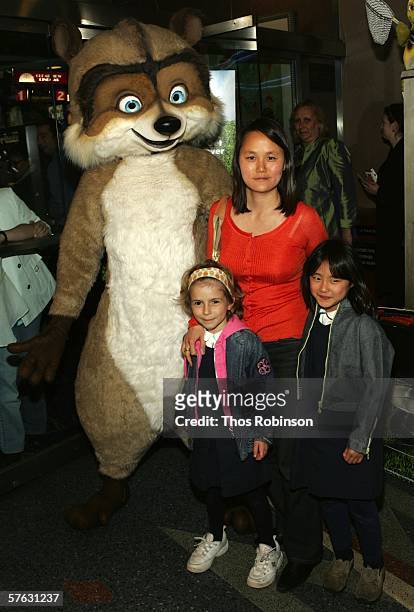 Soon-Yi Previn and her kids Manzie and Bechet attend Dreamworks premiere of "Over The Hedge" at Chelsea West Theater on May 16, 2006 in New York City.