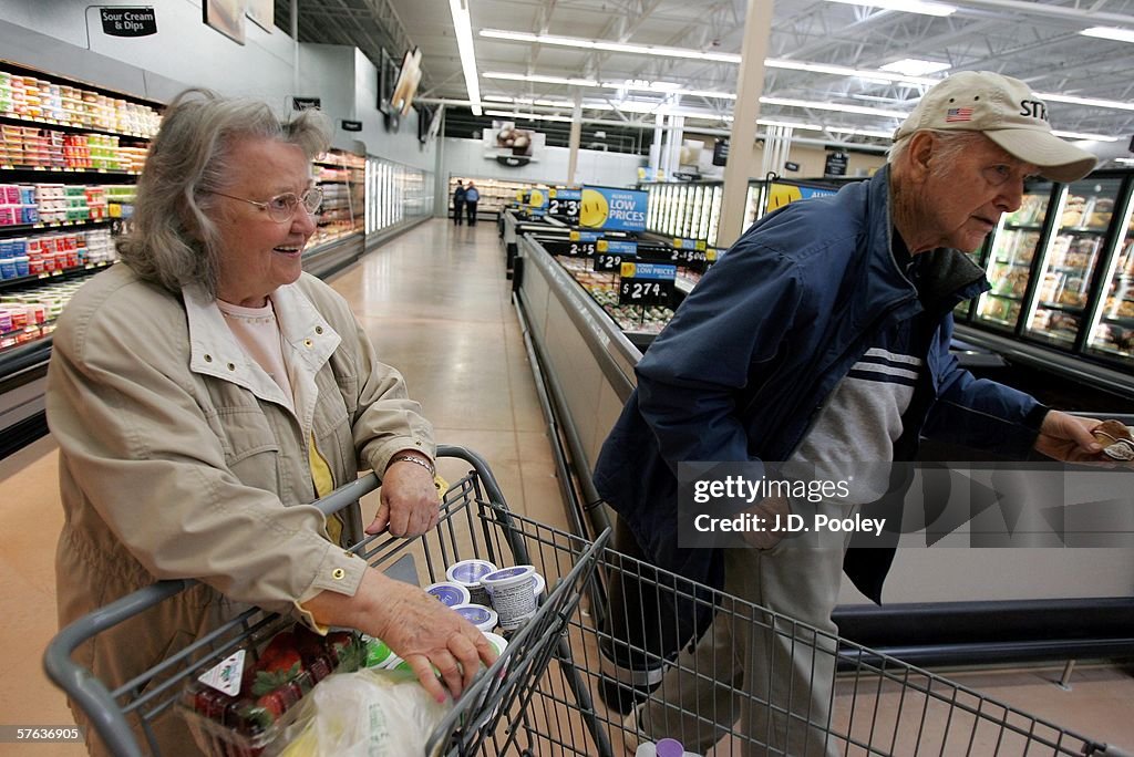 Wal Mart Focuses On Growth As It Opens Six Supercenters In Ohio