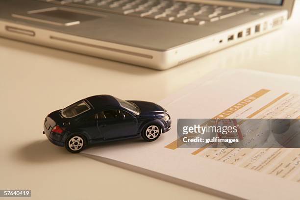 car loan application processing - auto loan stock pictures, royalty-free photos & images