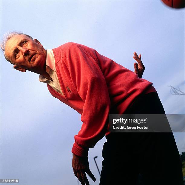 77 Legend Bob Cousy Stock Photos, High-Res Pictures, and Images - Getty