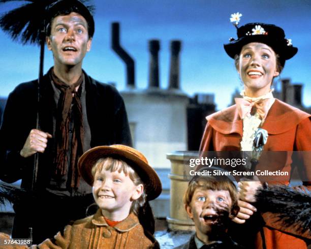 Dick Van Dyke as Bert, Julie Andrews as Mary Poppins, Karen Dotrice as Jane Banks and Matthew Garber as Michael Banks in the Disney musical 'Mary...