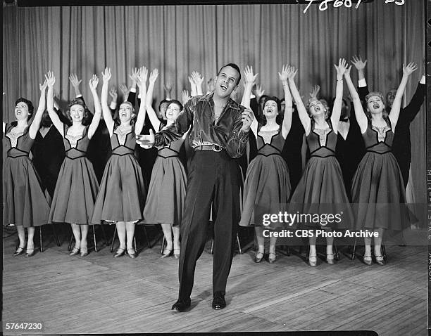 Double Singer Double Singer Photos and Premium High Res Pictures ...