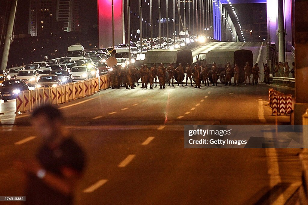 Military Occupy Strategic Locations In Turkey :