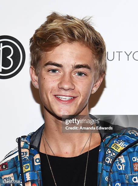 Jackosn Rapper 4th Annual Beautycon Festival Los Angeles Photos and Premium High Res ...