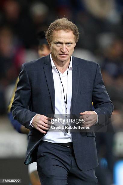 Tony Brown, assistant coach of the Highlanders, prior to the round 17 Super Rugby match between the Highlanders and the Chiefs at Forsyth Barr...