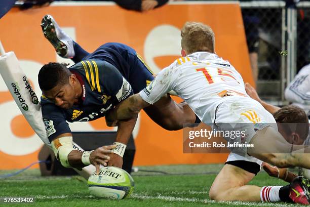 Waisake Naholo of the Highlanders scores a try during the round 17 Super Rugby match between the Highlanders and the Chiefs at Forsyth Barr Stadium...