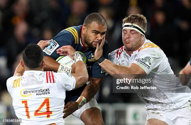 Patrick Osborne of the Highlanders on the charge during the round 17 Super Rugby match between the Highlanders and the Chiefs at Forsyth Barr Stadium...