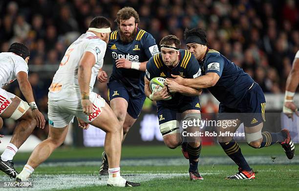 Luke Whitelock of the Highlanders on the charge during the round 17 Super Rugby match between the Highlanders and the Chiefs at Forsyth Barr Stadium...