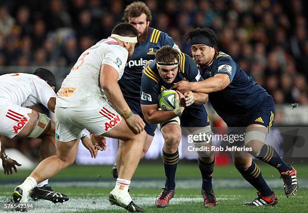 Luke Whitelock of the Highlanders on the charge during the round 17 Super Rugby match between the Highlanders and the Chiefs at Forsyth Barr Stadium...