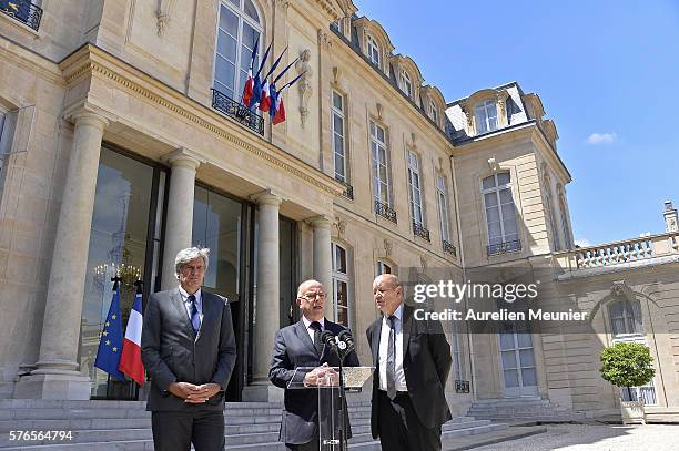 Bernard Cazeneuve Minister of Interior addresses the press after a restricted session of the council of security and defence at Elysee Palace on July...