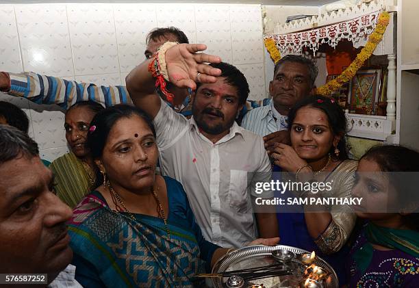 Indian convenor of the Patidar Anamat Andolan Samiti movement Hardik Patel , his mother Ushaben , his father, Bharatbhai and Hardik's sister Monika...