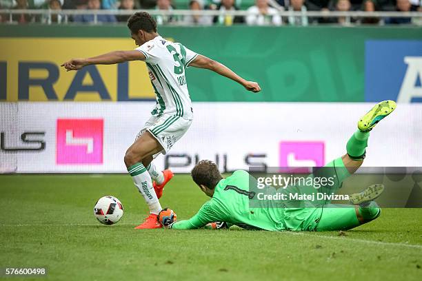 Joelinton of Rapid Vienna scores over Asmir Begovic of Chelsea during an friendly match between SK Rapid Vienna and Chelsea F.C. At Allianz Stadion...