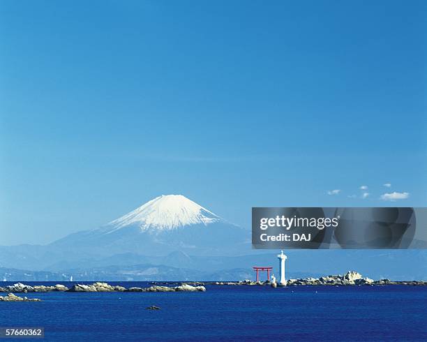 mt. fuji from hayama beach - japan gate stock pictures, royalty-free photos & images