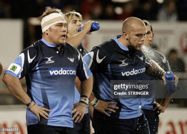 Christchurch, NEW ZEALAND: Wessel Roux and Gary Botha of the Bulls react to a Crusaders' try during their Super 14 semi-final match at Jade Stadium...