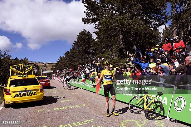 103th Tour de France 2016 / Stage 12 Christopher FROOME Yellow Leader Jersey / Broken Bike / Mechanical Problem / Montpellier - Mont Ventoux / Chalet...
