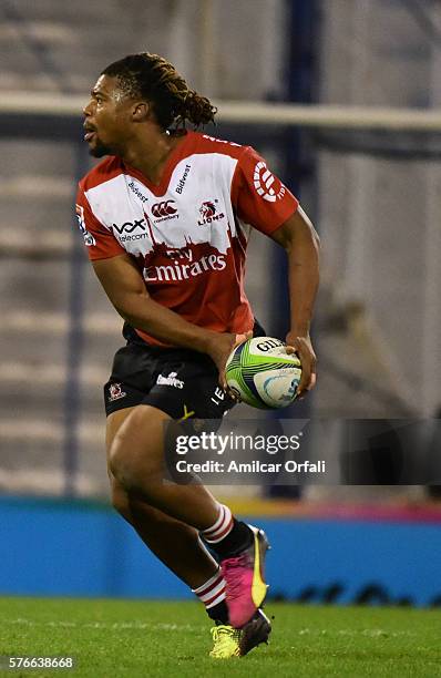 Howard Mnisi of Lions runs with the ball during a match between Jaguares and Lions as part of Super Rugby Rd 17 at Jose Amalfitani Stadium on July...