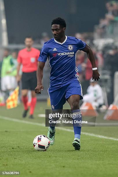 Ola Aina of Chelsea in action during an friendly match between SK Rapid Vienna and Chelsea F.C. At Allianz Stadion on July 16, 2016 in Vienna,...