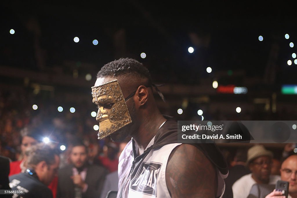 Deontay Wilder v Chris Arreola