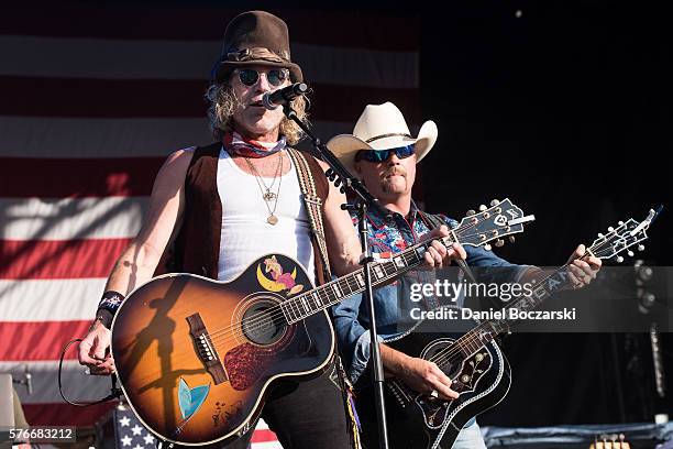 Big Kenny and John Rich of Big & Rich perform during the 4th Annual Windy City Smokeout, BBQ and Country Music Festival on July 16, 2016 in Chicago,...