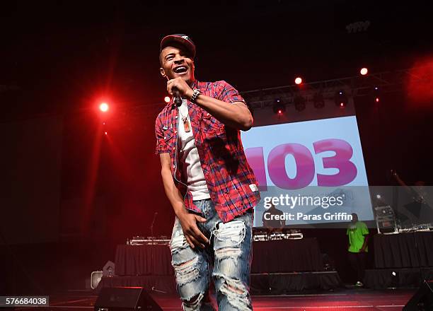 Ti Rapper Dancing 530 Ti Car Was Stock Photos, High-Res Pictures, and Images - Getty Images