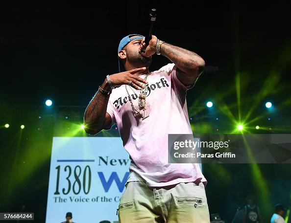 Jim Jones Rapper Car Rapper Jim Jones performs on stage at V-103 Car & Bike Show at... News ...