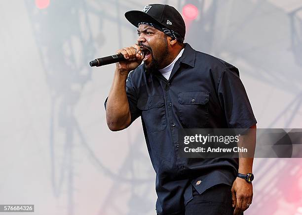 Rapper Ice Cube performs onstage during day 3 of Pemberton Music Festival on July 16, 2016 in Pemberton, Canada.