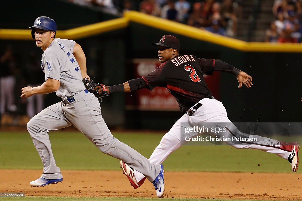 Los Angeles Dodgers v Arizona Diamondbacks