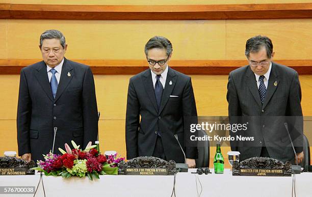 Indonesia - Indonesian President Susilo Bambang Yudhoyono , Indonesian Foreign Minister Marty Natalegawa and Japanese Foreign Minister Takeaki...