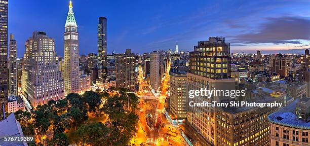 new york city flatiron district - madison square park stock-fotos und bilder