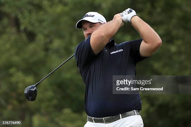 Brendon de Jonge of Zimbabwe hits off the sixteenth hole during the final round of the Barbasol Championship at the Robert Trent Jones Golf Trail at...