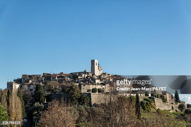 saint paul de vence and its church - jean marc payet stock pictures, royalty-free photos & images