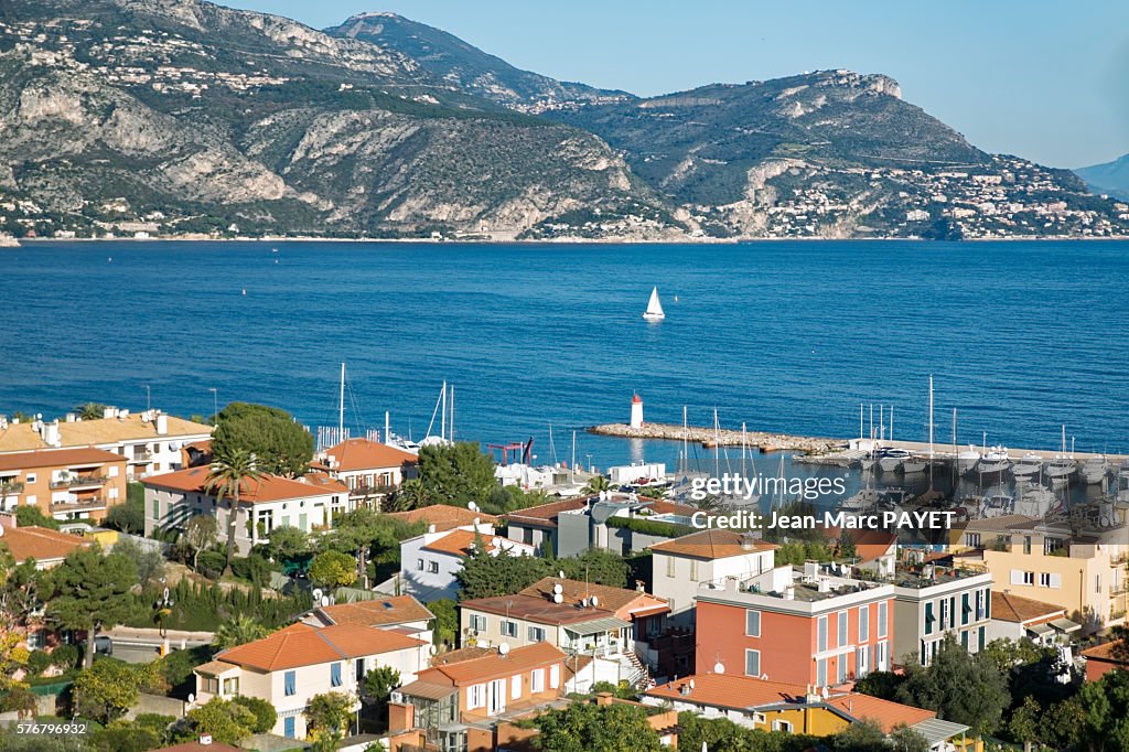 The sea between village and mountain