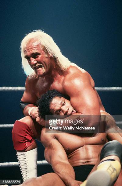 Hulk Hogan Putting Tony Atlas in a Headlock