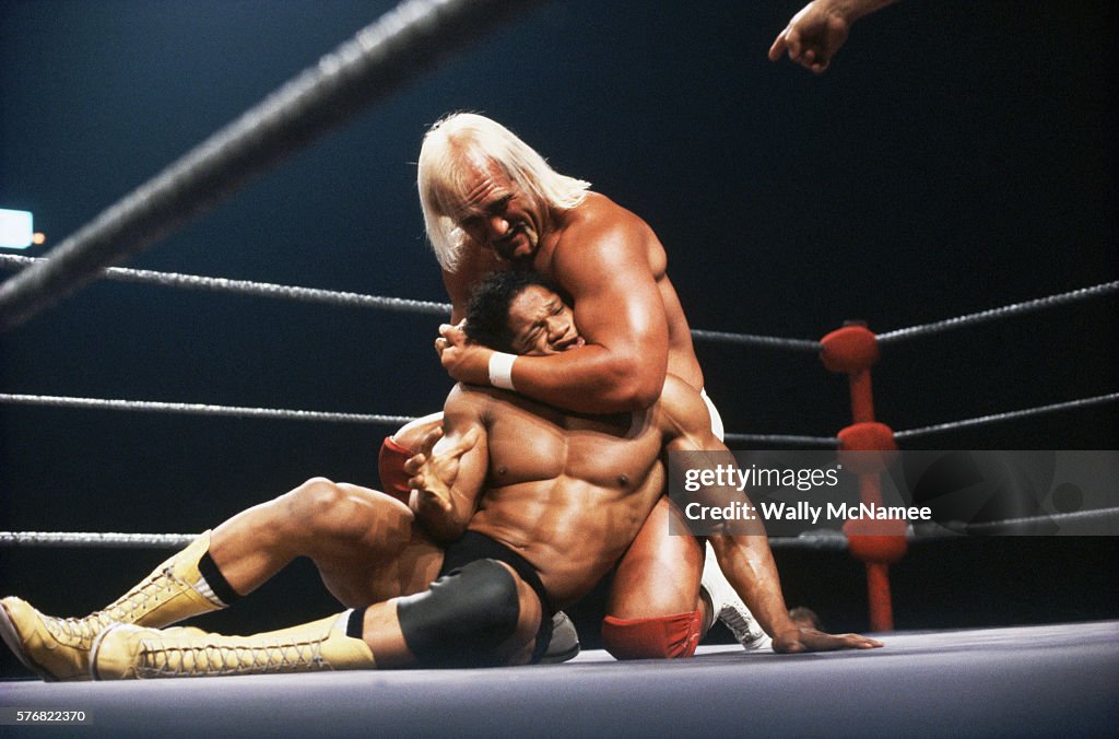 Hulk Hogan Holding Tony Atlas in a Headlock