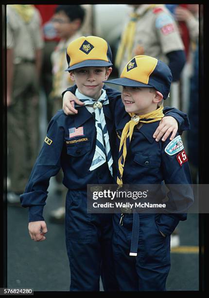 cub scout friends - boy scouts of america stock pictures, royalty-free photos & images