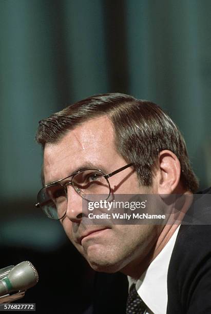 Donald Rumsfeld 1975 3,807 Donald Rumsfeld Photos Stock Photos, High-Res Pictures, and ...