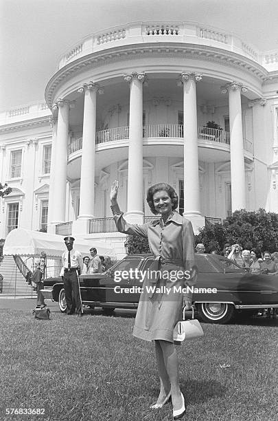 Betty Ford Waving to Reporters at White House