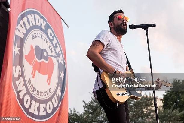 Matthew Ramsey of Old Dominion performs during the 4th Annual Windy City Smokeout, BBQ and Country Music Festival on July 17, 2016 in Chicago,...