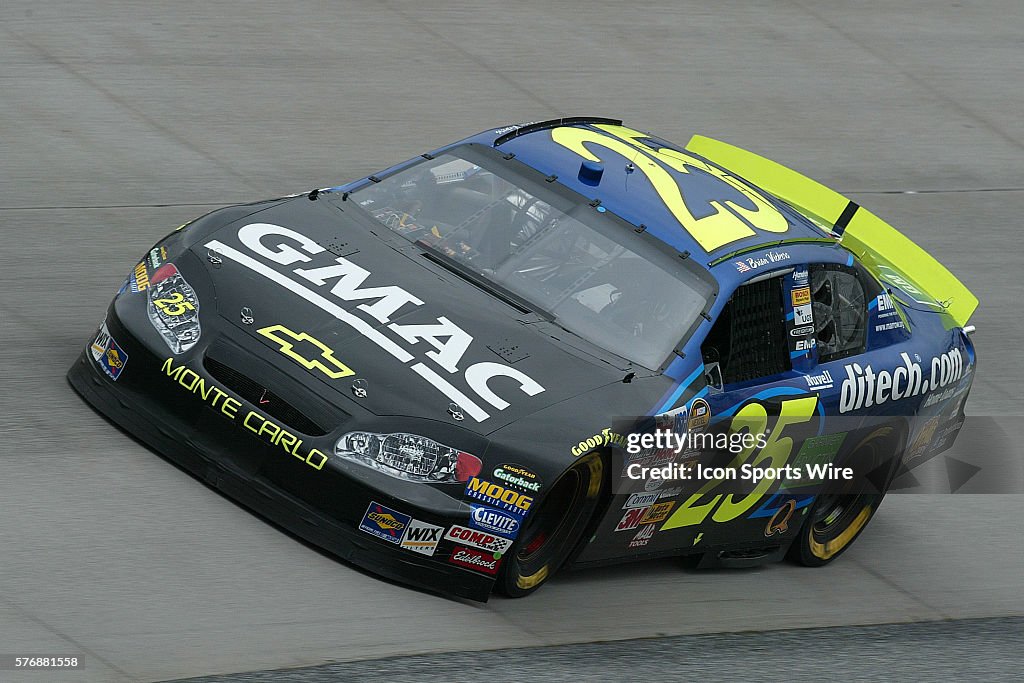 Mbna Racing Brian Vickers during the NASCAR Nextel series MBNA Race Points 400 at ...