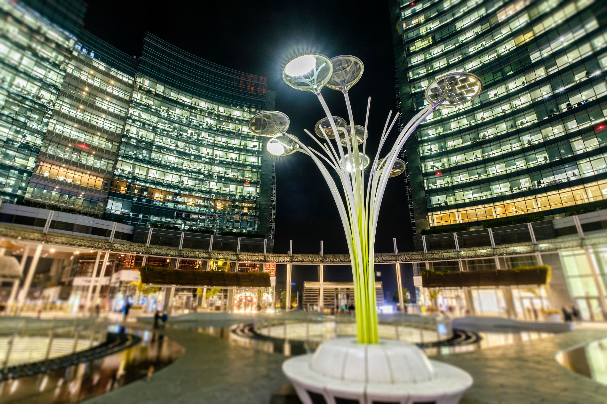 Milan, Piazza Gae Aulenti - Italy Milan, Piazza Gae Aulenti - Italy
