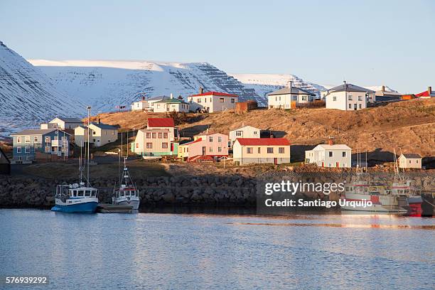 town of hofsos - iceland harbour stock-fotos und bilder