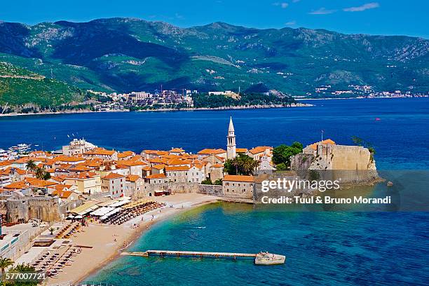 montenegro, old town of budva - dalmatie croatie photos et images de collection