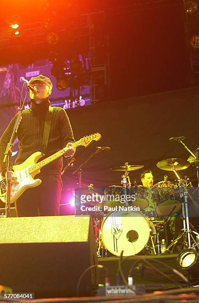 American Rock musicians Billy Corgan and Jimmy Chamberlin, both of the group Zwan, perform onstage, Chicago, Illinois, May 18, 2002.