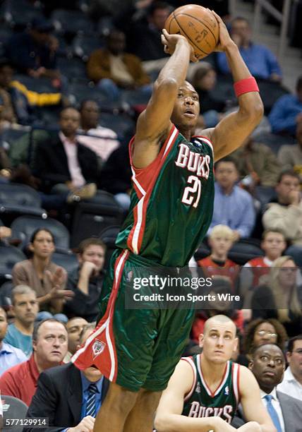 Bobby Simmonds 152 Bobby Simmons Basketball Player Stock Photos, High-Res Pictures ...